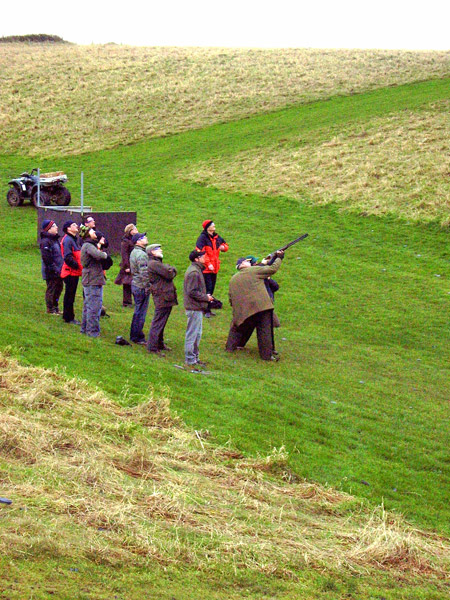 MONCKTON-SHOOTING-GROUND-A-LOCAL-SYNDICATE-SHOOT-06-0-8-15.JPG