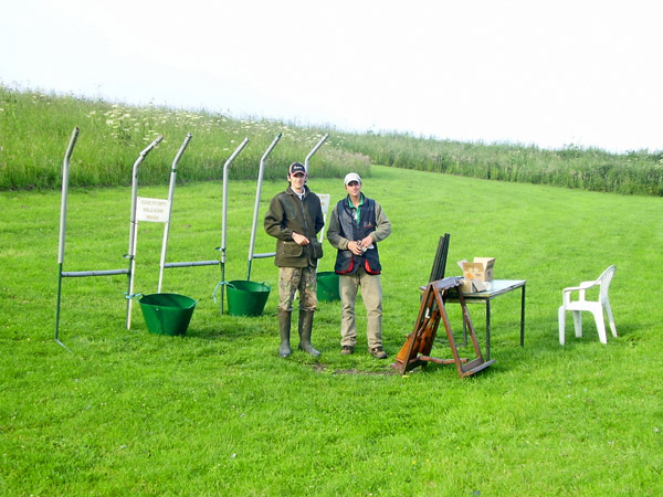 MONCKTON-SHOOTING-GROUND-THE-CORPORATE-EVENTS-THE-COMPAK-LAYOUT-HULL-AND-HUMBERSIDE-ROUD-TABLE-19-JUNE-2007-4.JPG
