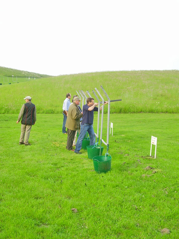 MONCKTON-SHOOTING-GROUND-THE-CORPORATE-EVENTS-THE-DTL-LAYOUT-HULL-AND-HUMBERSIDE-ROUD-TABLE-19-JUNE-2007-5.JPG