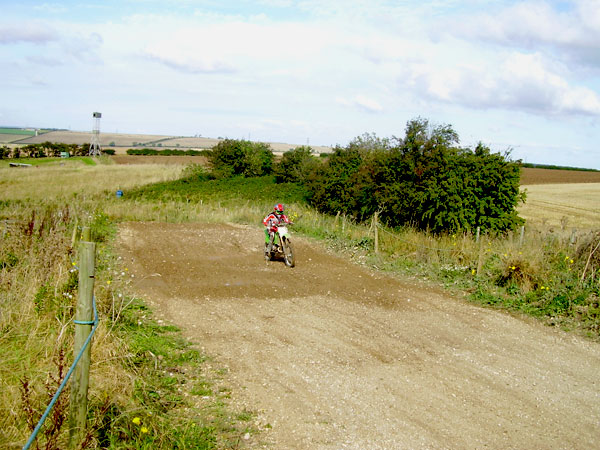 MONCKTON-SHOOTING-GROUND-THE-MOTOCROSS-TRACK-7-10-07-8.JPG