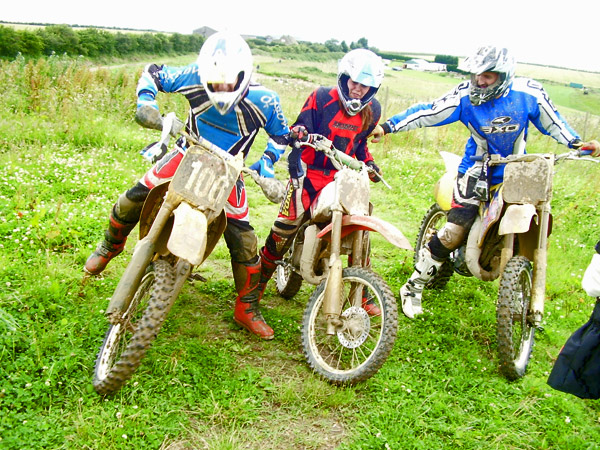 MONCKTON-SHOOTING-GROUND-THE-MOTOCROSS-TRACK-JUNIOR-AND-SENIOR-RIDERS-2.JPG