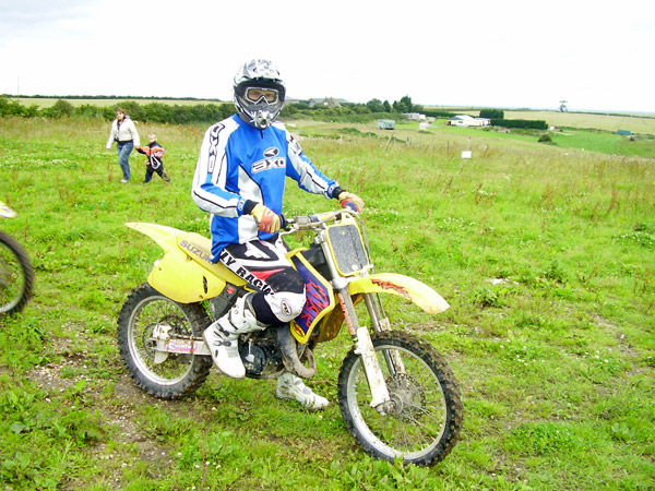 MONCKTON-SHOOTING-GROUND-THE-MOTOCROSS-TRACK-JUNIOR-RIDERS-16.JPG