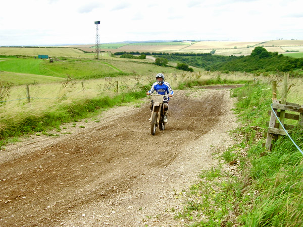 MONCKTON-SHOOTING-GROUND-THE-MOTOCROSS-TRACK-JUNIOR-RIDERS-2.JPG