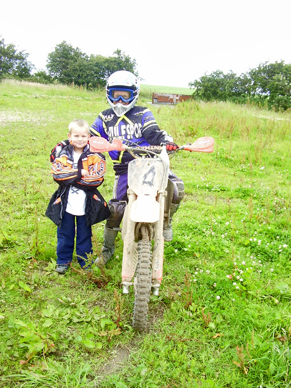 MONCKTON-SHOOTING-GROUND-THE-MOTOCROSS-TRACK-JUNIOR-RIDERS-9.JPG