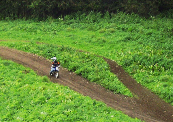 MONCKTON-SHOOTING-GROUND-THE-MOTOCROSS-TRACK-JUNIOR-TRACK-JUMP.JPG